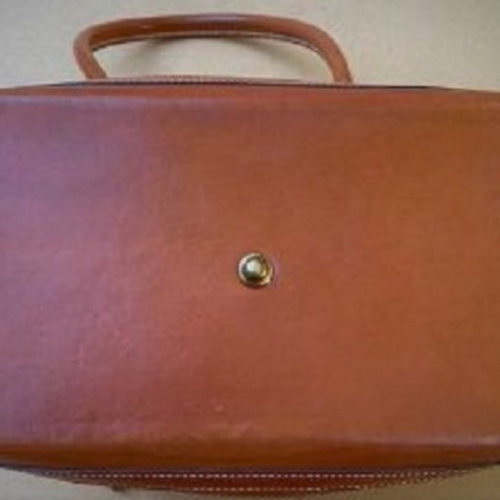 SOLD! ALL LEATHER Dooney & Bourke Tote Bag LIMITED EDITION Orig. $599.00 Macy - Picture 5 of 7